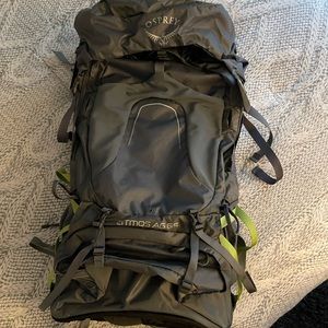 New Osprey Atmos AG 65 Grey, Size Medium